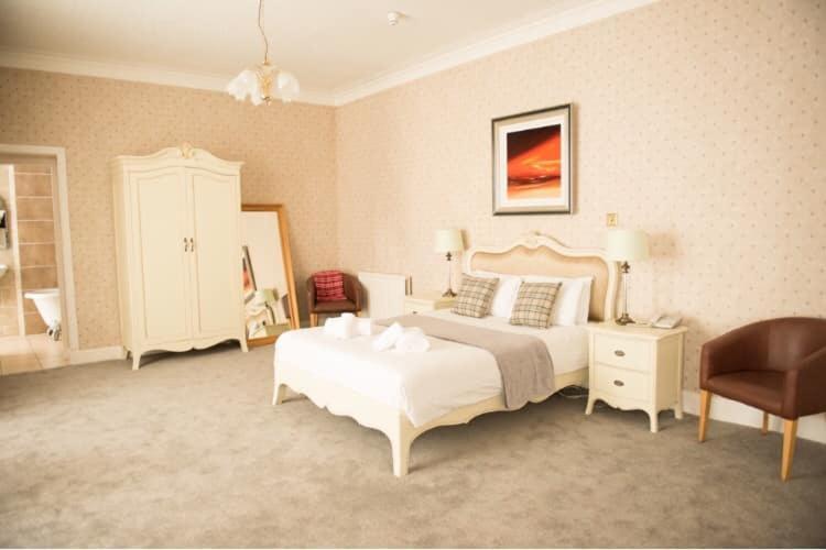 Oyo Douglas Hotel Kilmarnock Bagian luar foto