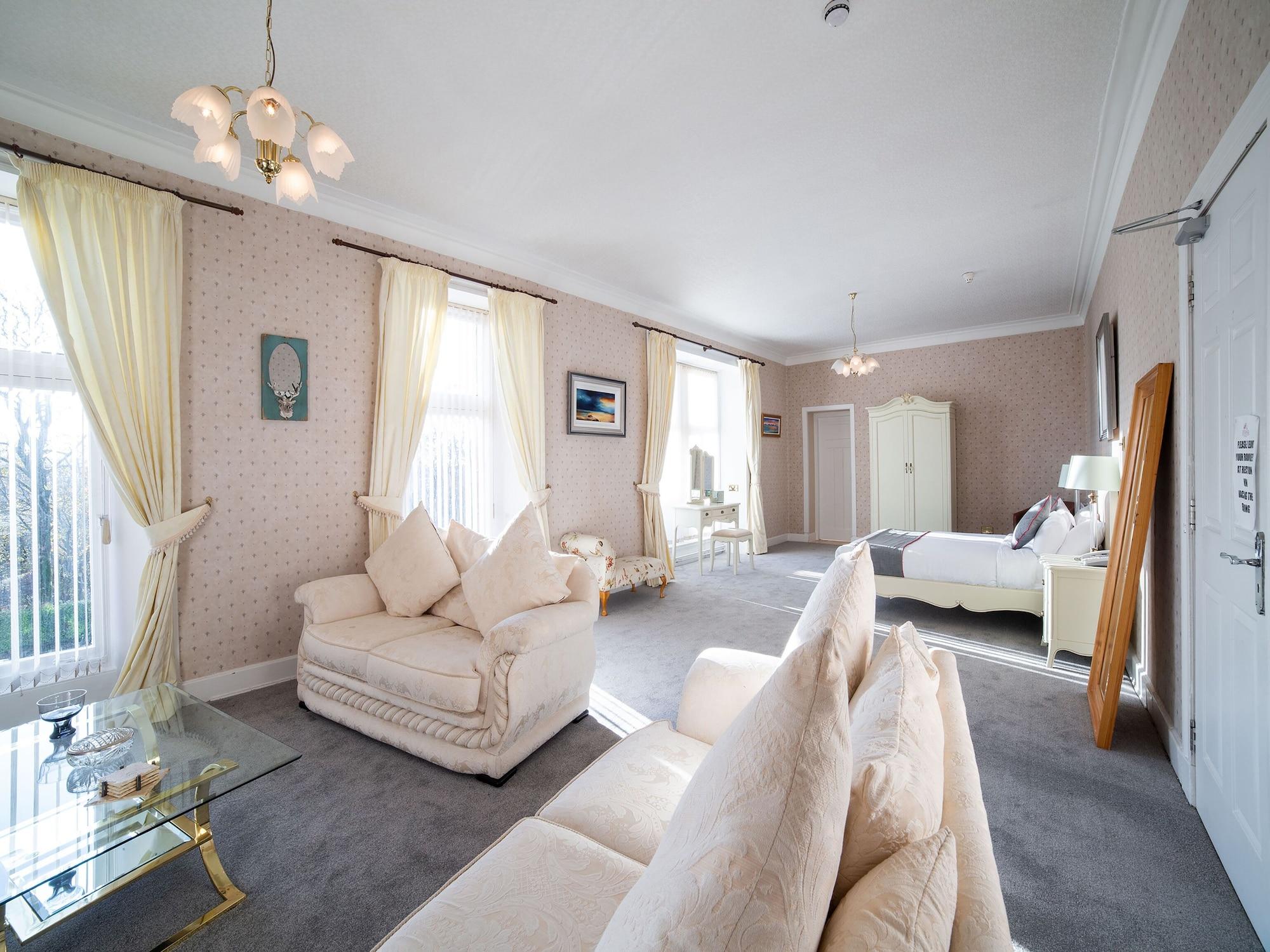 Oyo Douglas Hotel Kilmarnock Bagian luar foto